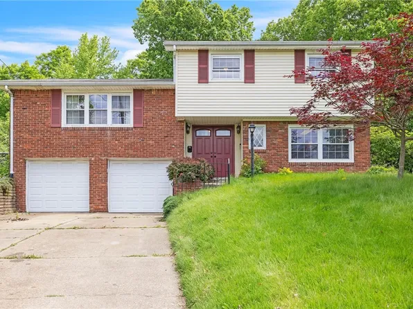 157 Greenlea Dr, Coraopolis, PA 15108