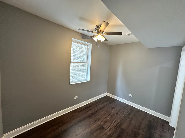 2553 W 45th St #1 — Photo 10