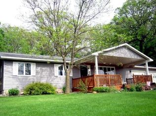 32140 Stanton Trl, Cannon Falls, MN 55009