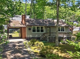 18 White Oak Rd, Nesquehoning, PA 18240