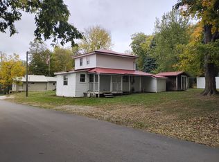 708 N Pleasant St, Silver Lake, IN 46982