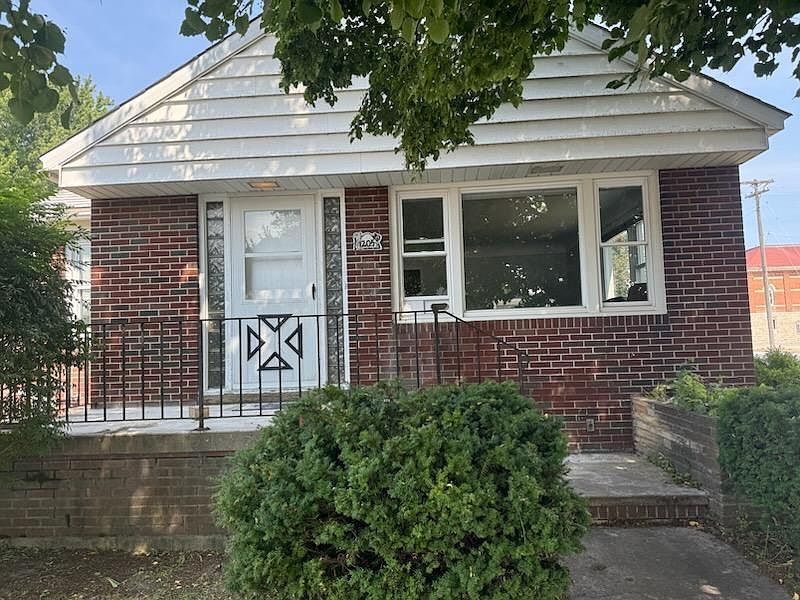 1st image of 1205 N 2nd Ave