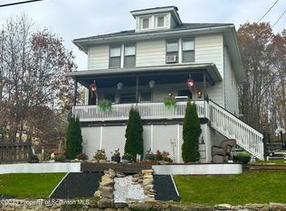 305 Newton Rd, Scranton, PA 18504