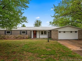 11745 E 520th Rd, Claremore, OK 74019