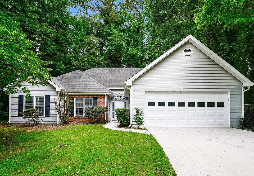 1204 Garden Path SE