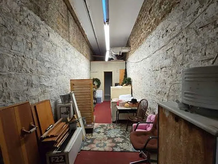 286 E Main St #A — Photo 1