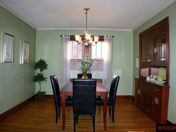 3rd image of 313 N Jefferson St