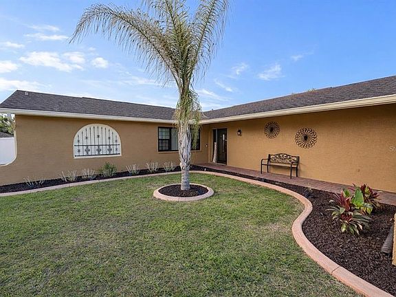 3rd image of 7051 LEXINGTON CIR