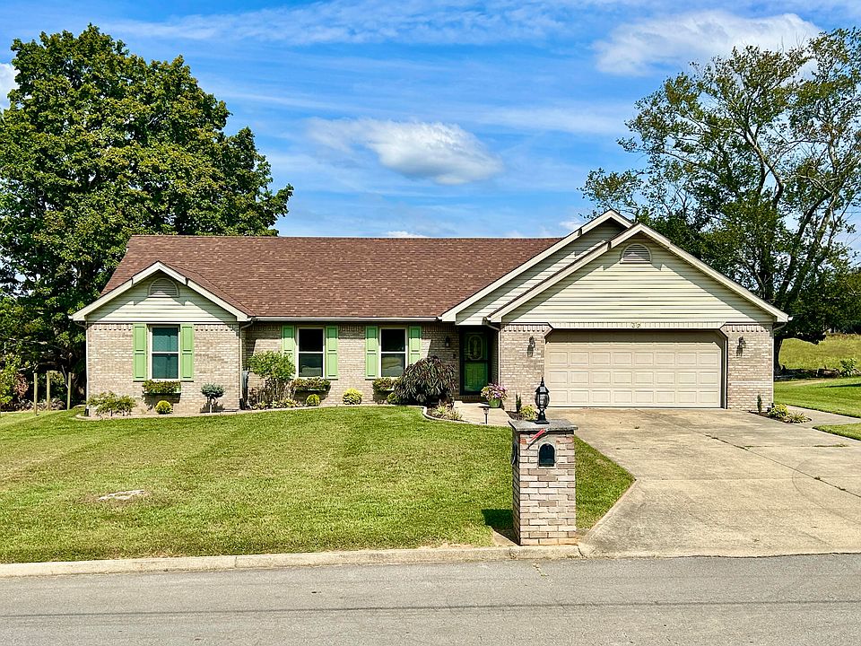 1st image of 32 Lynns Way