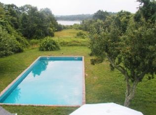 824 Springs Fireplace Rd, East Hampton, NY 11937