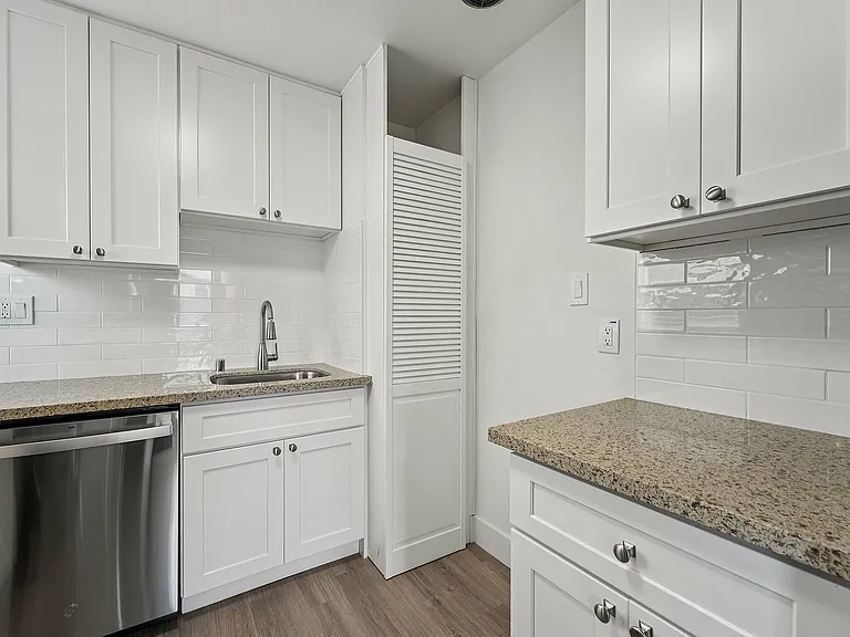 Kitchen 3