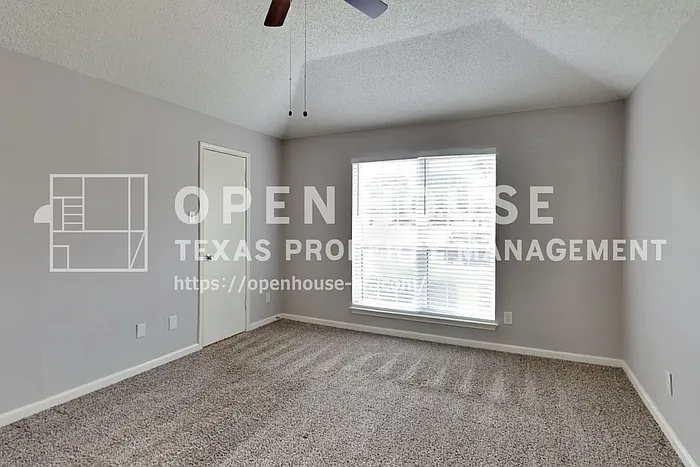 712 Bluebonnet Dr — Photo 9