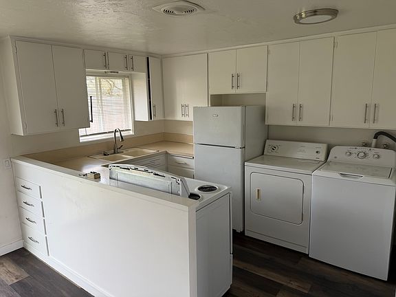 4th image of 6444 Main St