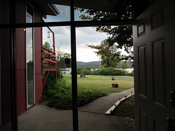 5th image of 16 Scenic Dr