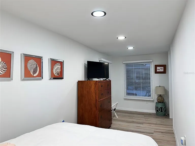 640 Broadway St #COTTAGE — Photo 7