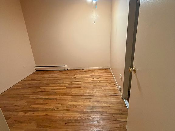 3rd image of 22075 67th Ave #3