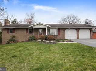 1510 Farm Ln, Greencastle, PA 17225