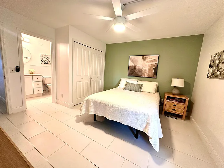 160 Cypress Point Dr — Photo 14