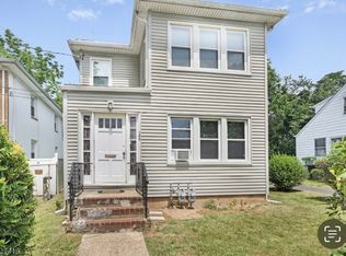123 Pineview Ter, Plainfield, NJ 07062