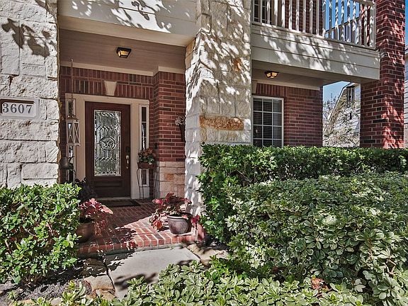 3rd image of 3607 Knights Hollow Ct
