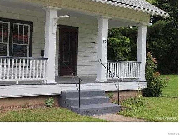 4th image of 85 Olive St