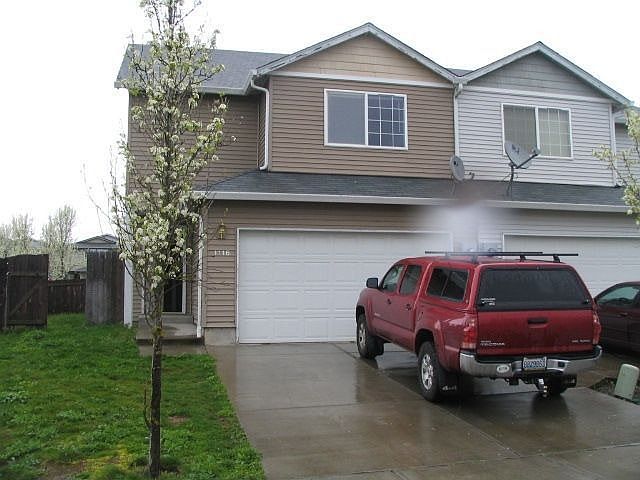 1st image of 1116 W 32nd Pl