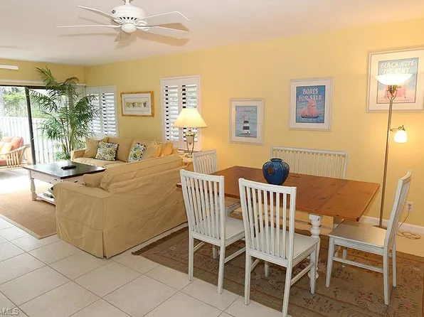 341 3rd Ave S #341, Naples, FL 34102