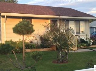 8746 Fairview Ln, Mountain Iron, MN 55768