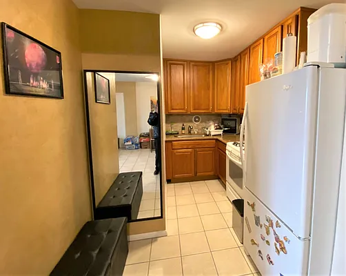 Sold by Dom Realty | media 10
