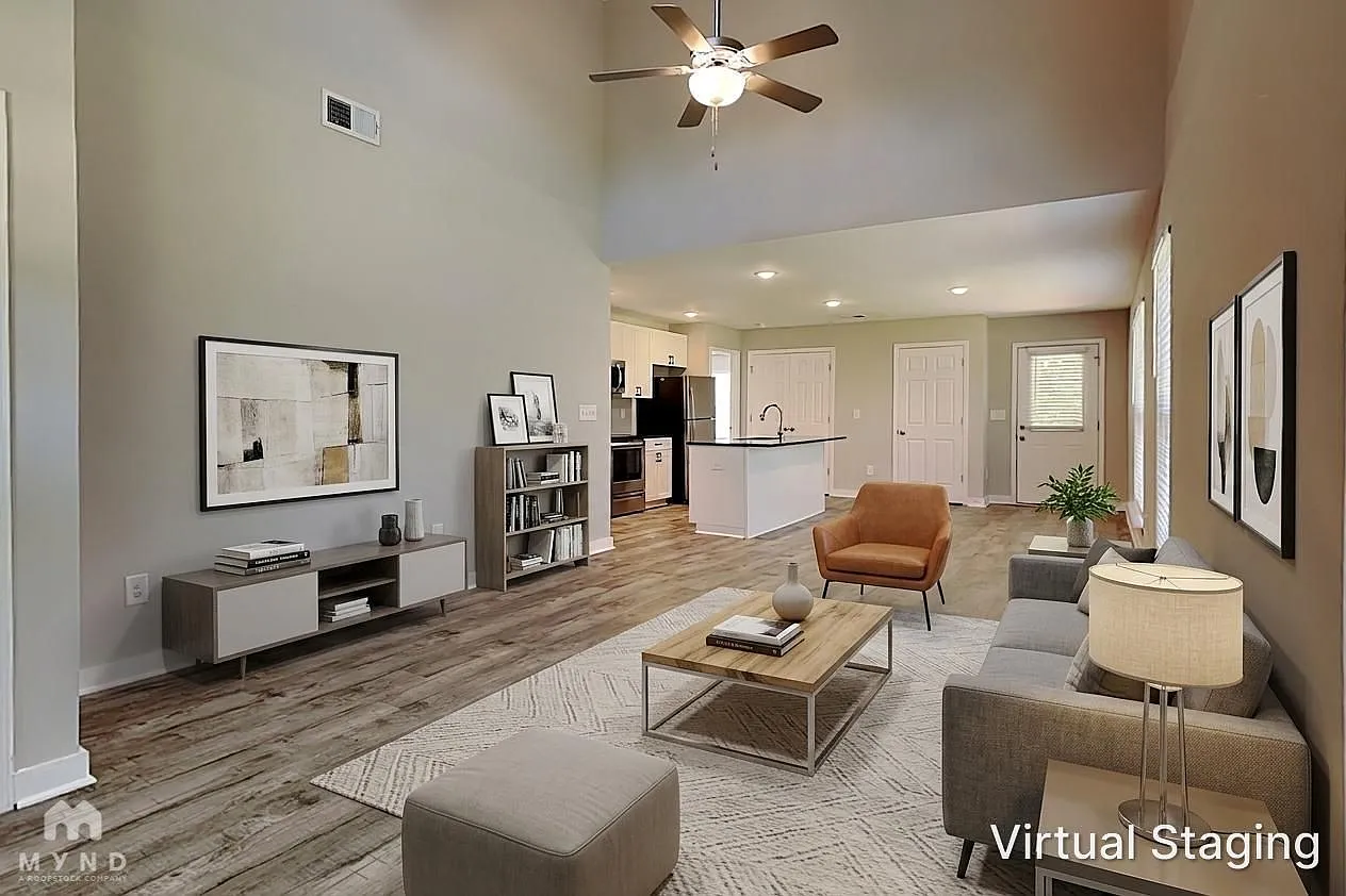 3 bed, 2.0 bath, 1260 sqft, $1,495 — Photo 2