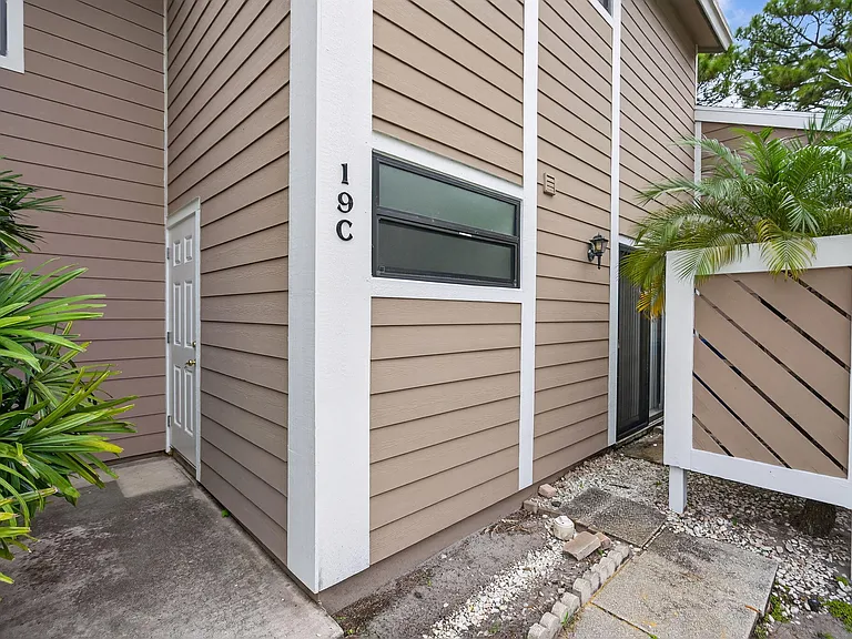 707 Stonewood Ct #19C — Photo 33