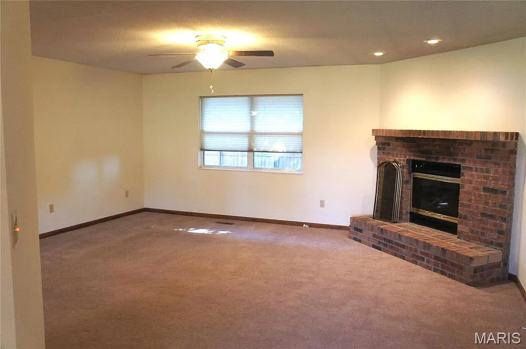 Building Photo - 1631 Thunderbird Ln