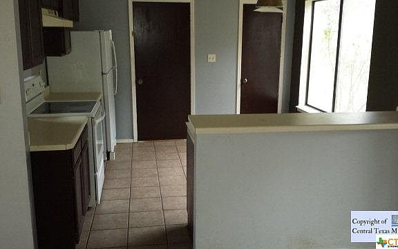 3rd image of 1345 Laurie Dr