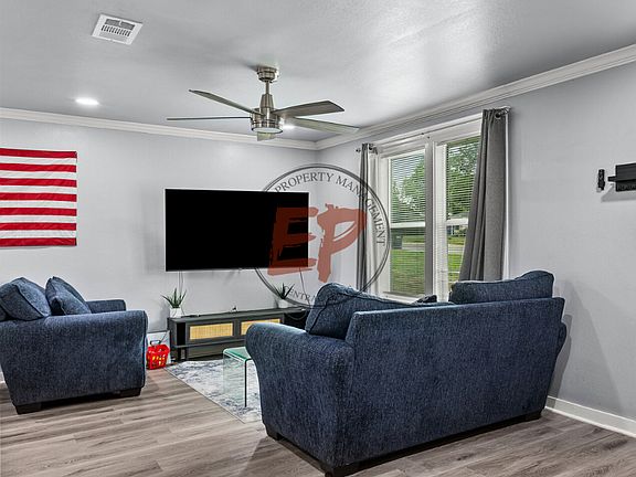 3rd image of 3417 Shelby Ave