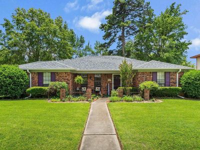 201 Larkspur Ln, Wake Village, TX, 75501