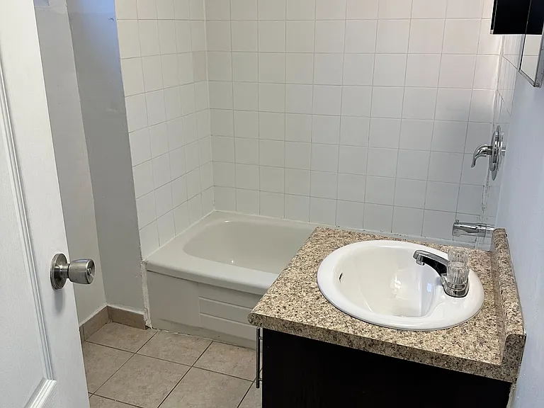 7 Limevale Cres #BASEMENT — Photo 5