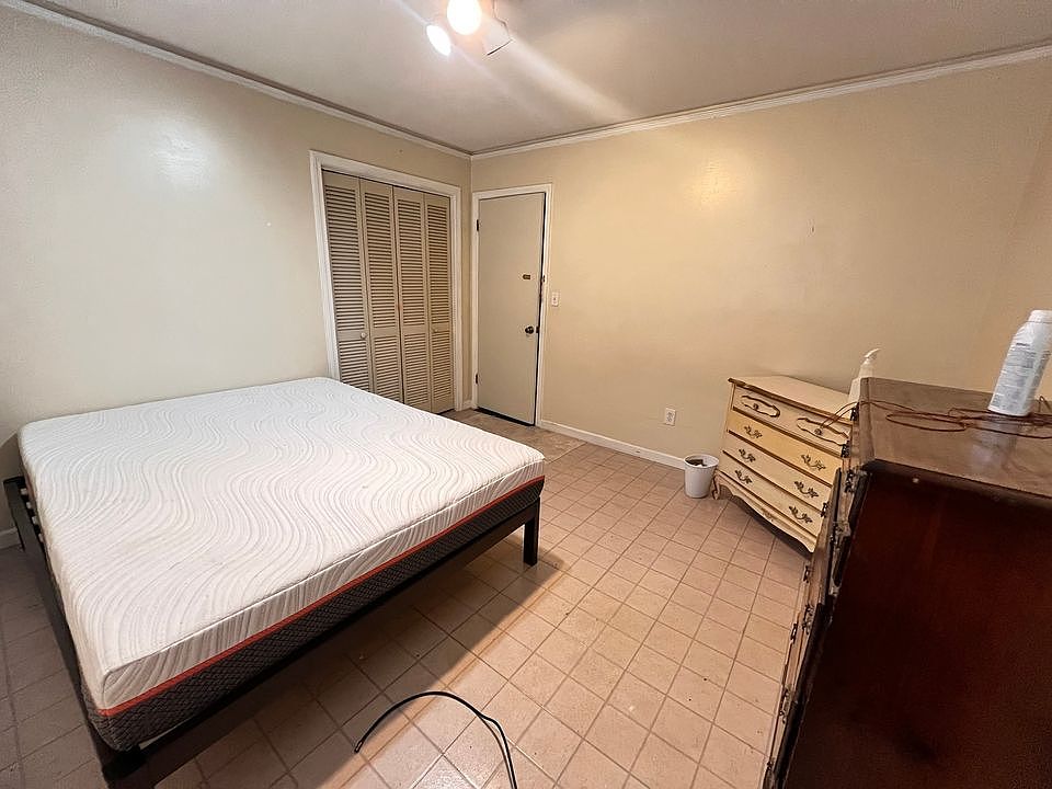 1st image of 212 Lowndes Ave