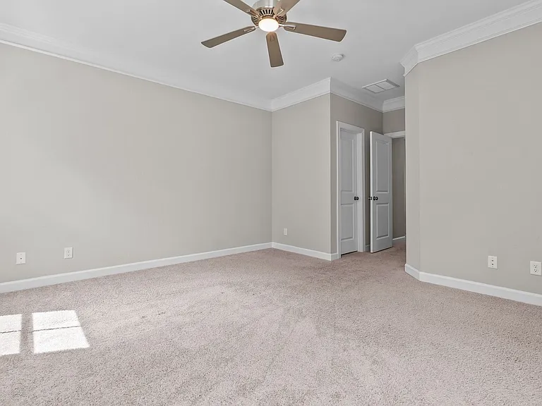 104 S Palm Ave — Photo 20