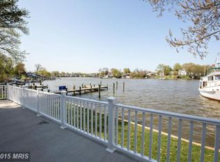 132 Greenland Beach Rd, Baltimore, MD 21226