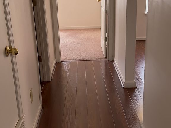 5th image of 106 Autumn Branch Ln