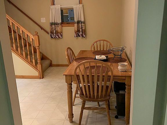 3rd image of 18438 Cook Ave