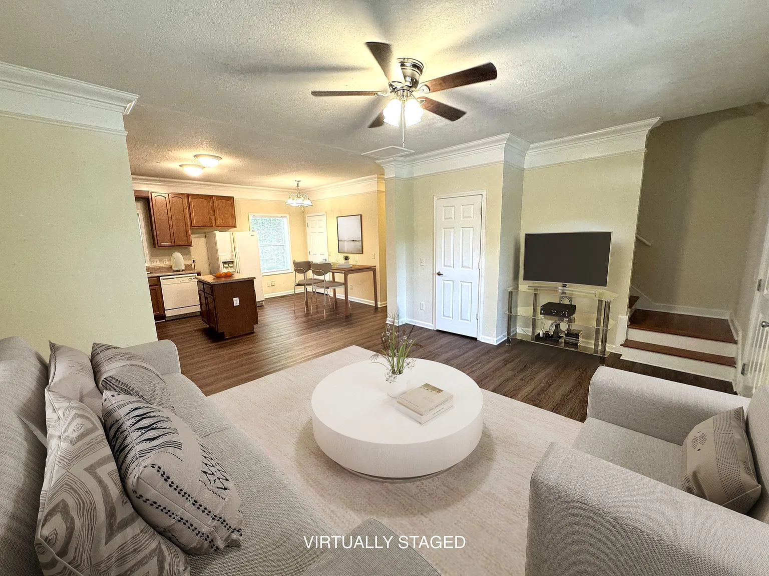 4 bed, 1862 sqft, $2,700 — Photo 4