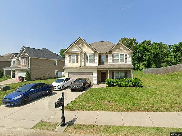 5 bed, 2908 sqft, $2,800 — Photo 1