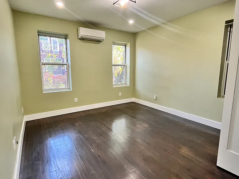 270 Hancock Ave #1 — Photo 6
