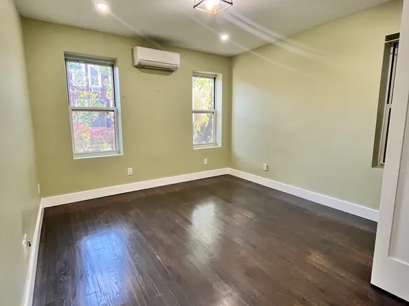 270 Hancock Avenue image 6 of 14