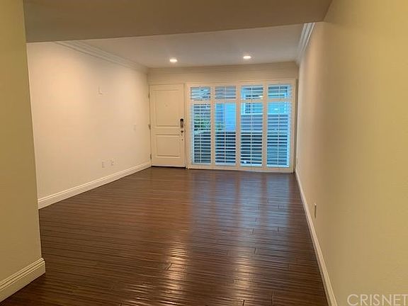 5th image of 355 N Maple St APT 115