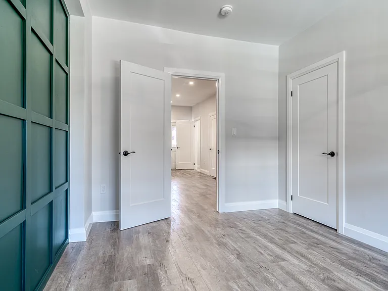 37 Garfield Ave N #1 — Photo 16