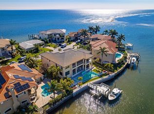 1915 Carolina Ave NE, Saint Petersburg, FL 33703