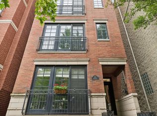 859 W Buckingham Pl APT 4, Chicago, IL 60657