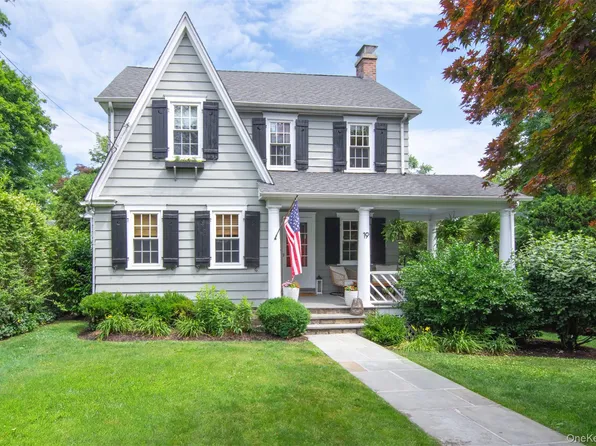 19 Bayberry Street, Bronxville, NY 10708